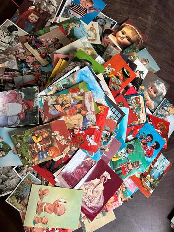 Grote verzameling vintage poppen ansichtkaarten beschikbaar voor biedingen