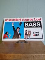 Vintage kartonnen reclamebord bier BASS pale ale 1967, Ophalen of Verzenden, Gebruikt, Reclamebord, Plaat of Schild, Overige merken