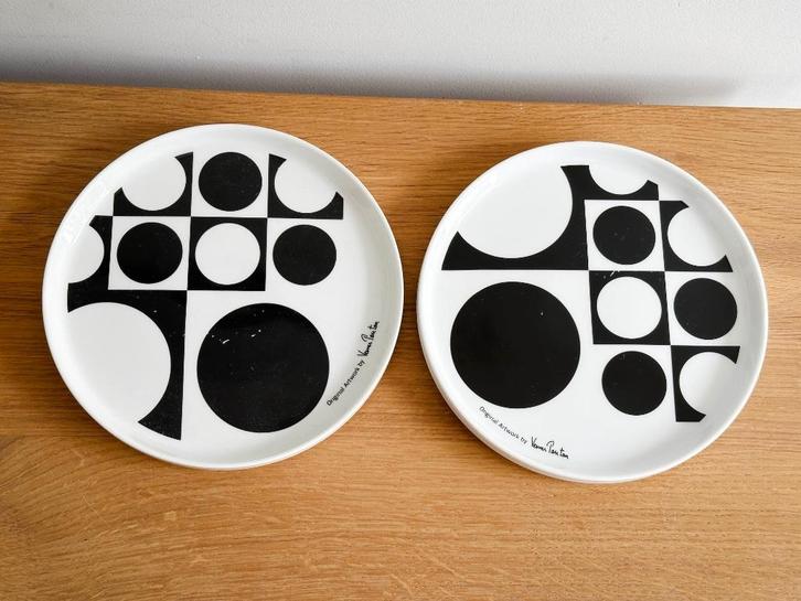 Menu verner panton borden set van 2, Huis en Inrichting, Keuken | Servies, Zo goed als nieuw, Bord(en), Overige stijlen, Porselein