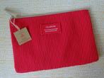 Clarins toilettas rood met streep (rood label), Sieraden, Tassen en Uiterlijk, Toilettassen, Ophalen of Verzenden, Nieuw, Rood