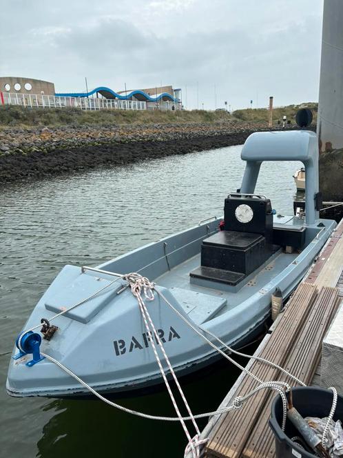 Visboot, Watersport en Boten, Vis- en Consoleboten, Gebruikt, 10 tot 30 pk, 3 tot 6 meter, Diesel, Binnenboordmotor, Polyester