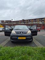 Peugeot 107 1.0 12V 5DR 2-TRONIC 2011 Zwart, Auto's, Peugeot, 4 stoelen, Origineel Nederlands, Particulier, 815 kg