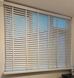 Witte houten jaloezieën, Huis en Inrichting, Stoffering | Gordijnen en Lamellen, Ophalen of Verzenden, Zo goed als nieuw, Wit