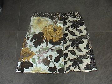 DIDI leuke fleurige rok in geel / bruin / beige maat XXL 44 beschikbaar voor biedingen