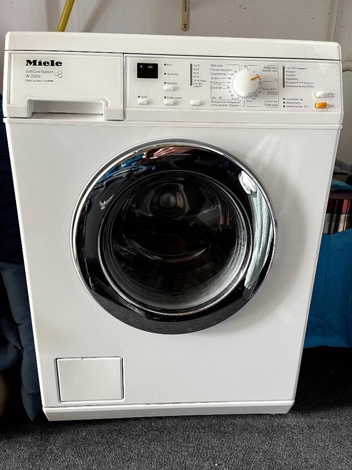 Miele W3204 Wasmachine, Witgoed en Apparatuur, Wasmachines, Gebruikt, Voorlader, 6 tot 8 kg, 85 tot 90 cm, 1200 tot 1600 toeren