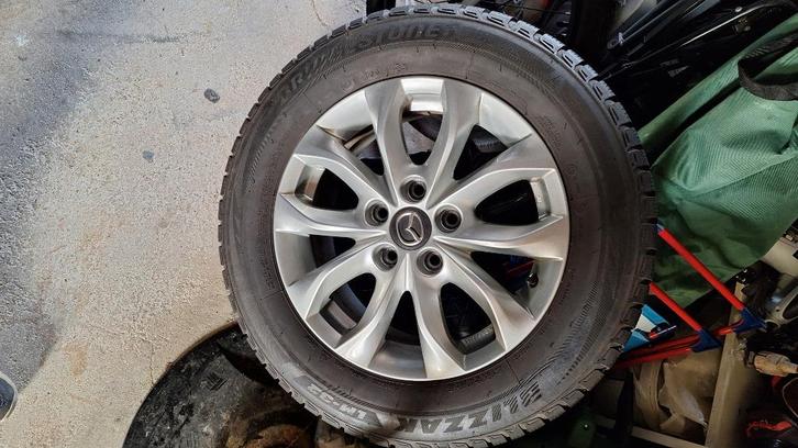 Velgen met goede winterbanden + kleine pechband, Auto-onderdelen, Banden en Velgen, Banden en Velgen, Winterbanden, 16 inch, 255 mm