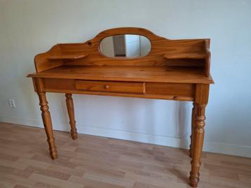 Kaptafel  beschikbaar voor biedingen