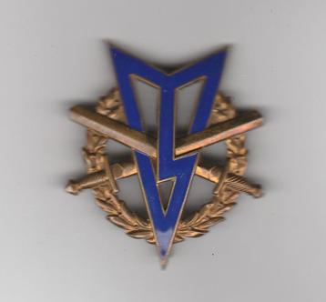 Koninklijke Landmacht LMV Embleem (2) beschikbaar voor biedingen