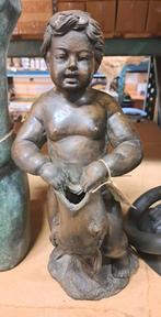 Bronzen jongen met vis 36 cm hoog zeer mooi oud brons beeld, Antiek en Kunst, Ophalen