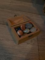 Schatkistje met edelstenen, Verzamelen, Mineralen en Fossielen, Ophalen of Verzenden