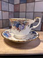 Royal Albert,Moonlight Rose kop en schotel,Bone China, Antiek en Kunst, Antiek | Servies los, Ophalen of Verzenden