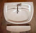 Vintage beige crèmekleurige wastafel met kraan en planchet‼️, Ophalen, Zo goed als nieuw, Steen, Wastafel