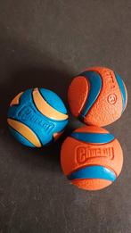 Te koop: 3 kleine chuckit balls, Sport en Fitness, Handbal, Ophalen of Verzenden