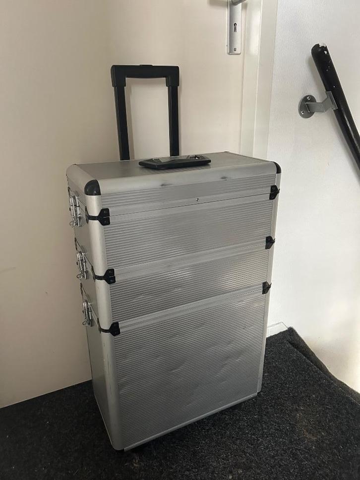 Kapperskoffer, Sieraden, Tassen en Uiterlijk, Beautycases, Gebruikt, Hardcase, Overige kleuren, Met slot, Ophalen