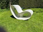 vintage design Magis Voido schommelstoel van Ron Arad, Ophalen, Kunststof, Gebruikt, Wit
