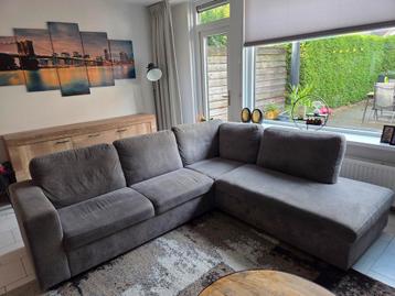 GRATIS! mooie grijze hoekbank. beschikbaar voor biedingen