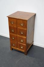 Vintage Duitse apothekerskast van eik, jaren 1940, Niet ingevuld, Minder dan 50 cm, Gebruikt, 5 laden of meer