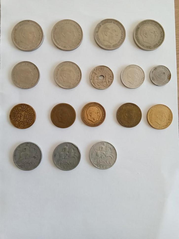 Spaansce munten setje - 17 stuks, Postzegels en Munten, Munten | Europa | Niet-Euromunten, Ophalen of Verzenden
