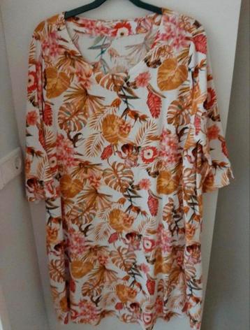 Nieuwe jurk van Paprika mt 54/56 beschikbaar voor biedingen