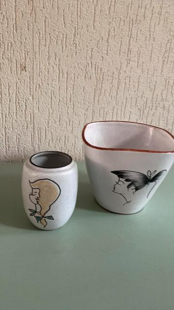 Bloempot en vaasje met meisjes gezichtjes beschikbaar voor biedingen