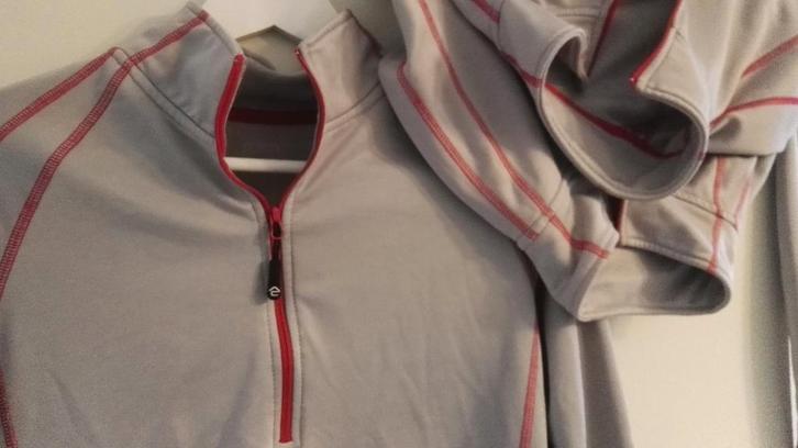Sportshirt grijs technisch ZGAN mt 40  42 Thermo Winter warm, Kleding | Dames, Sportkleding, Zo goed als nieuw, Hardlopen of Fietsen