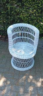 Witte ronde rieten stoel., Ophalen, Gebruikt, Wit, Eén