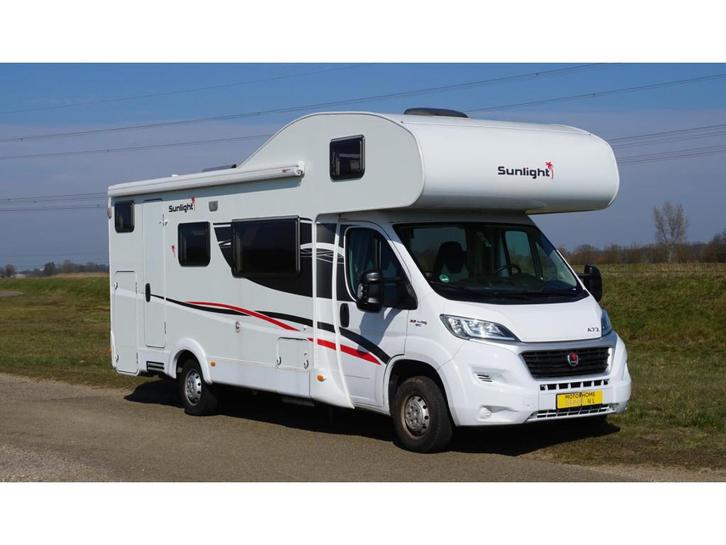 Sunlight A72 | 2017 | 6 gordels | Alkoof bed | Stapelbed, Caravans en Kamperen, Campers, Bedrijf, tot en met 6, Sunlight, Fiat