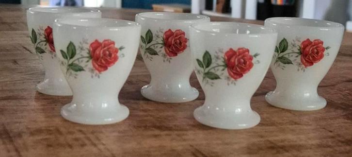 Vintage Eierdopjes met Rozen Design, Huis en Inrichting, Keuken | Keukenbenodigdheden, Zo goed als nieuw, Ophalen of Verzenden