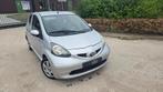 Toyota Aygo 1.0-12V AIRCO NIEUWE APK BIJ AFLEVERING!, Voorwielaandrijving, Gebruikt, 4 stoelen, 68 pk