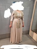 Marokkaanse jurk, Ophalen