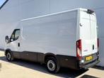 Iveco Daily 35S14 2.3 L2H2 Airco Cruise Control 3.5t trekgew, Auto's, Achterwielaandrijving, Gebruikt, Euro 6, Iveco