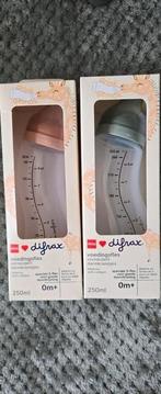 Twee nieuwe difrax anti-colique voedingsflessen, Kinderen en Baby's, Babyvoeding en Toebehoren, Ophalen of Verzenden, Nieuw, Overige typen