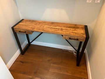 Bureau Kyan – zwart/naturel – 140x40 cm – als nieuw! beschikbaar voor biedingen