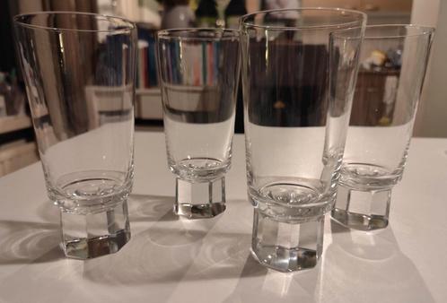 4 geslepen kristallen waterglazen massieve voet (Friedrich?), Antiek en Kunst, Antiek | Glas en Kristal, Ophalen of Verzenden