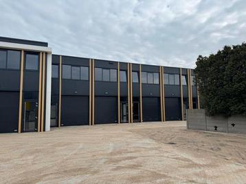 Te Huur €950,- bedrijfsunit’s 76/78 m2  te Kaatsheuvel beschikbaar voor biedingen