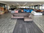 ️️️✅️ GEREINIGD suede hoekbank 275x200 |GRATIS LEVERING, Huis en Inrichting, Banken | Bankstellen, 250 tot 300 cm, Info@onbekend.nl
