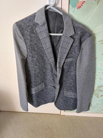 2x Desigual colbert. z.g.a.n. beschikbaar voor biedingen