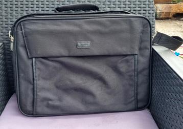 Laptoptas 15/17 inch beschikbaar voor biedingen