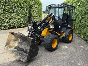 JCB 403 BJ 2022 met slechts 1240 uur Top Shovel beschikbaar voor biedingen