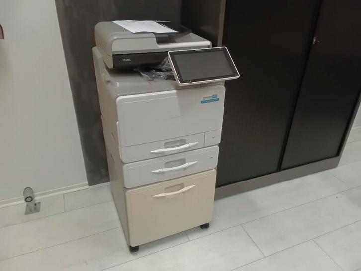 Ricoh MP C307 met extra lade en kast, Computers en Software, Printers, Gebruikt, All-in-one, Laserprinter, Faxen, Kleur printen