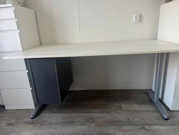 Ikea Galant stevige bureau - afbeelding 4