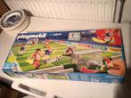 Playmobil voetbalveld en toebehoren, Kinderen en Baby's, Speelgoed | Playmobil, Ophalen of Verzenden, Zo goed als nieuw