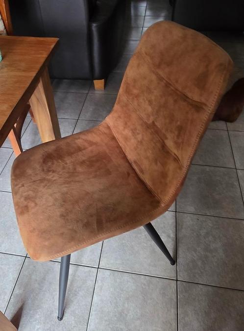 5 X Eetkamerstoel KOTA, Huis en Inrichting, Stoelen, Zo goed als nieuw, Vijf, Zes of meer stoelen, Bruin, Ophalen