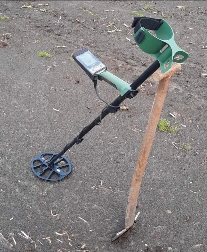 Minelab X Terra Pro, Hobby en Vrije tijd, Metaaldetectors, Zo goed als nieuw, Meer dan 30 cm, Minelab, Discriminatie metaaldetectie