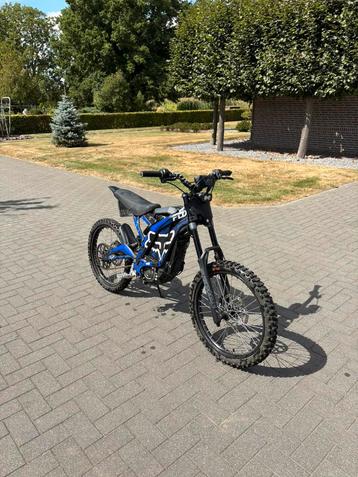 Custom surron light bee x met kenteken beschikbaar voor biedingen