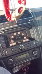 Radio vw met code, Auto diversen, Ophalen of Verzenden, Zo goed als nieuw