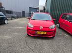 Volkswagen up! 1.0 44KW 2012 Rood, Auto's, Volkswagen, Voorwielaandrijving, Up!, Handgeschakeld, Particulier