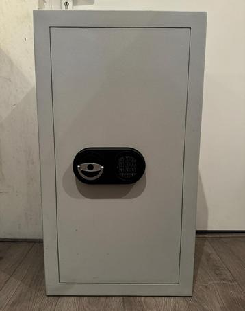 Zeer degelijke De Raat/M-safe ET4 kluis brandkast beschikbaar voor biedingen