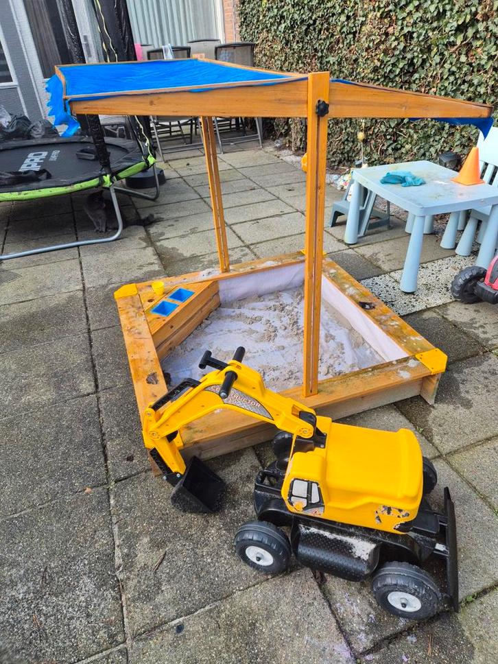 Zandbak met graafmachine, Kinderen en Baby's, Speelgoed | Buiten | Zandbakken, Gebruikt, Ophalen of Verzenden