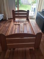 Grenen houten bed, Huis en Inrichting, Ophalen, Gebruikt, Eenpersoons, Bruin